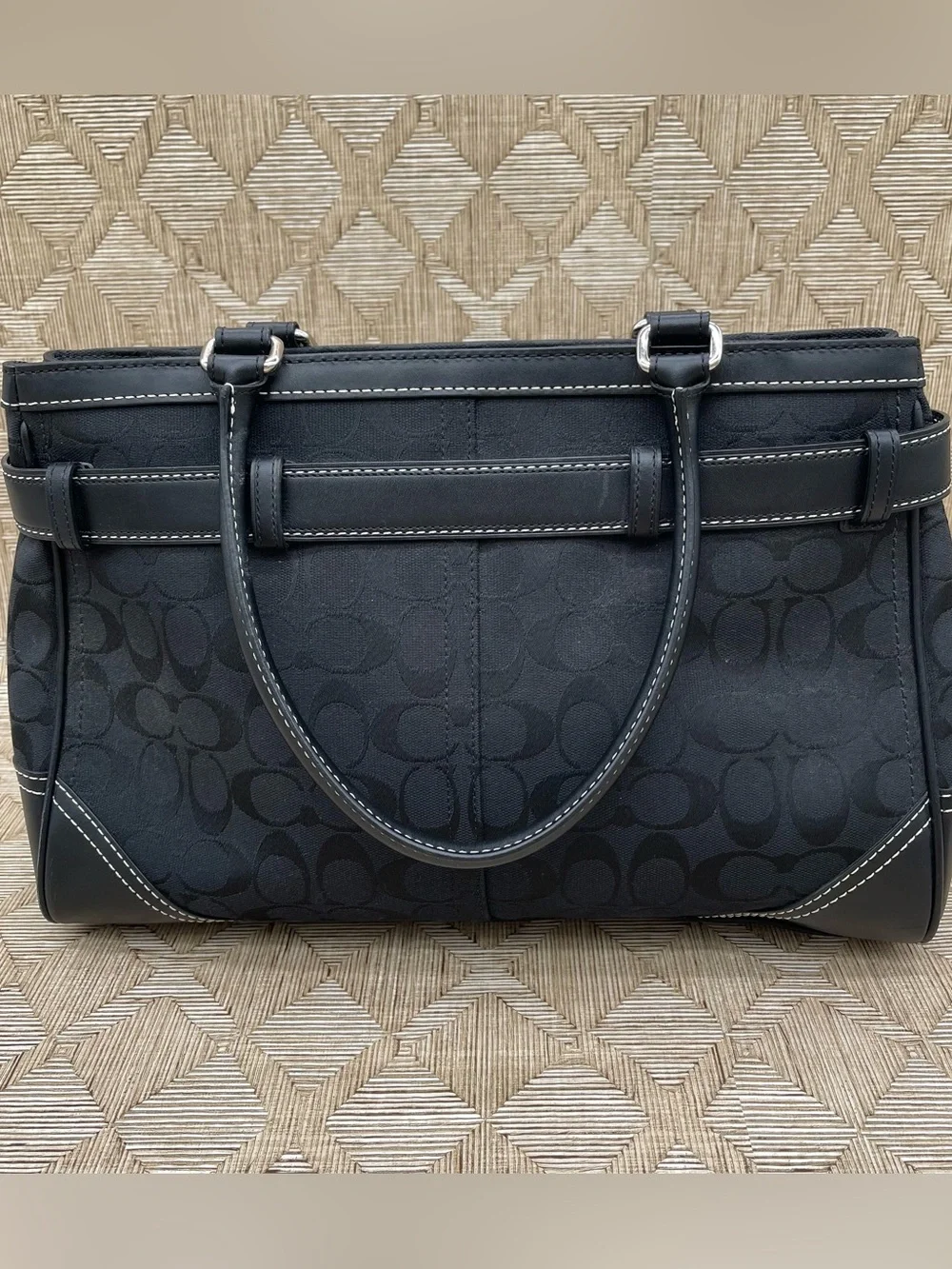 Vintage Y2K Coach Hampton Signature logo large black shoulder tote 8K07